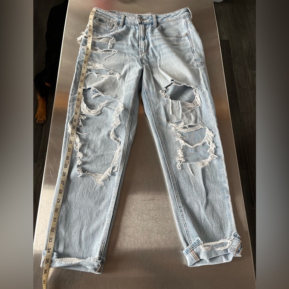 American Eagle High Rise Mom Jeans Size 8 Distressed” - Picture 2 of 7